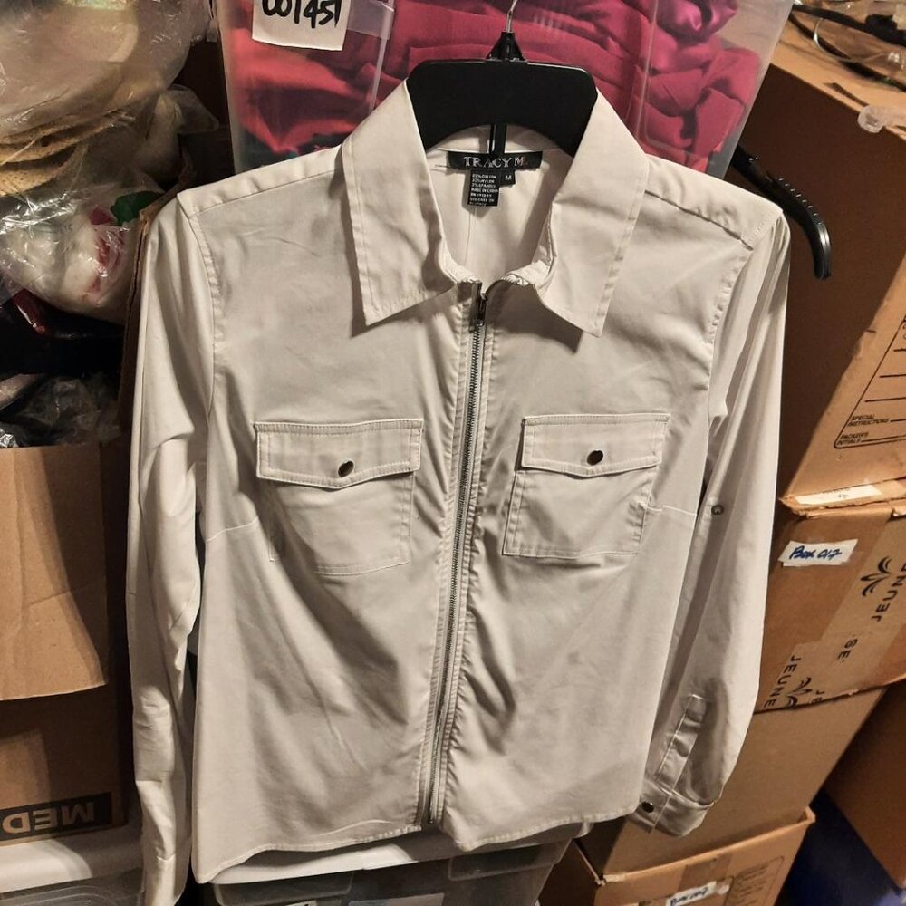NEW ! Tracy M Women Zipper Down Shirt Light White Size M
